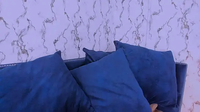 Chat +18 de Fiorelaa_ ao vivo
