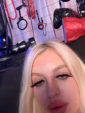 Steffi_Snowbunny 라이브 XXX 채팅