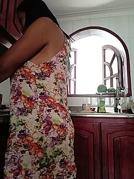 Marjory_Rose Adlı Modelin Canlı XXX Sohbeti
