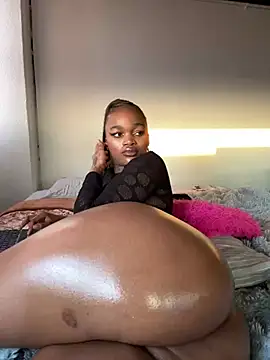 Cataleyasweetbooty's Live XXX Chat