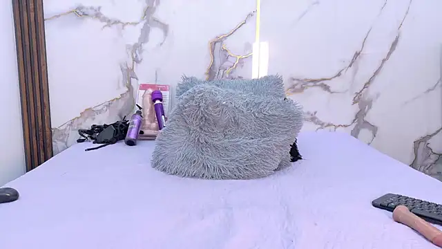 KarlaSmith__'s Live XXX Chat
