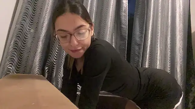 Chat XXX ao vivo de ZelmaBonato