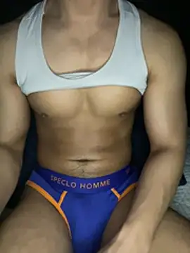 Czat XXX na żywo – MuscleKorean7