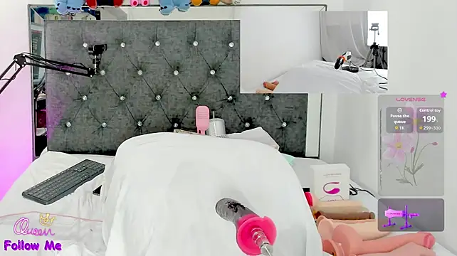 shara-24 Live XXX-chat