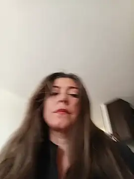 emma_tour's Live XXX Chat