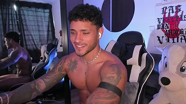 Czat XXX na żywo – Alessandro_Vanni