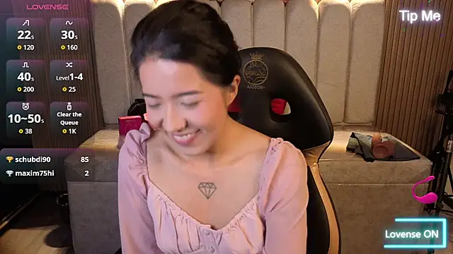 Lynn_turner's Webcam Show