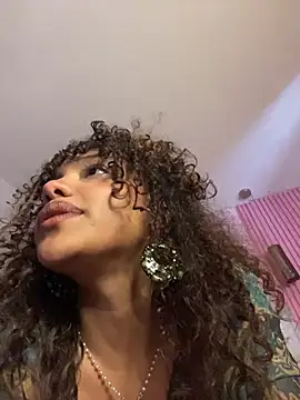 Chat XXX en directo de PrettyLia
