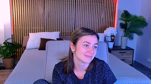 EmeraldGlow Live XXX-chat