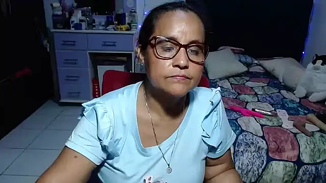 pervert_mommy_ Chat XXX in diretta