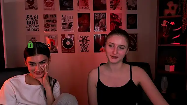 Онлайн чат XXX nekky_mouse