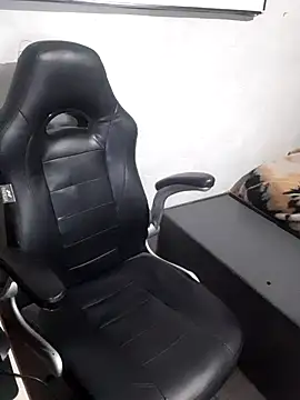 Živý XXX chat 12Paradarte