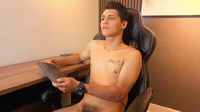 Julian_Fiire's Live XXX Chat