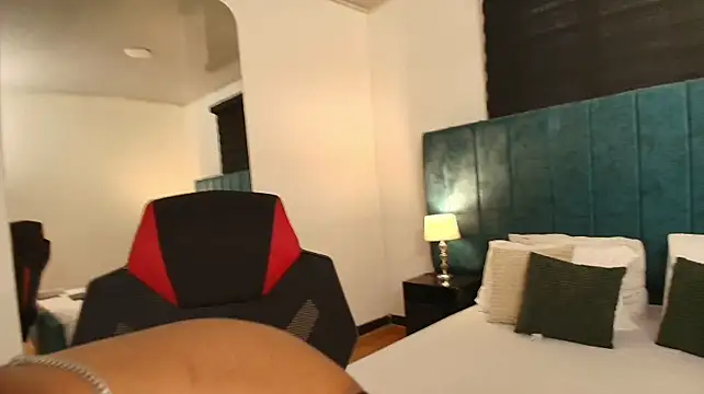 Bruno_Silva_ live XXX chat