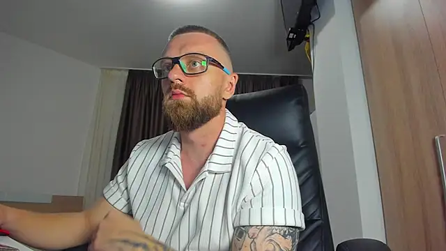 Онлайн чат XXX Findom_guy
