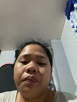 -CLARAMommy-: απευθείας συνομιλία ΧΧΧ