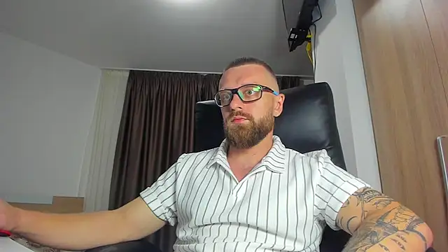 Findom_guy – Naživo XXX chat