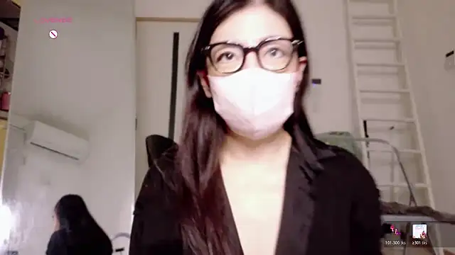 Rin-A-Rise Chat XXX live