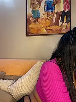 Chat +18 de SaharQamar ao vivo