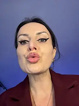 Chat XXX ao vivo de AnnaMaria-