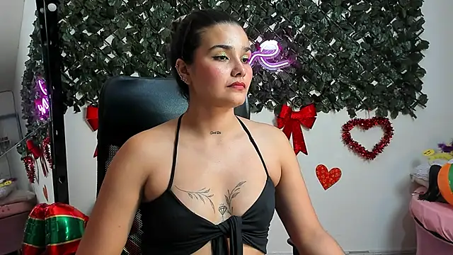 DestinyHills Chat XXX in diretta