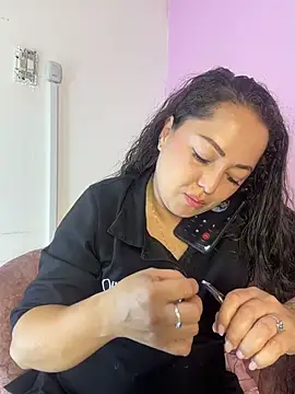 Nails_Lucia Live XXX-chat