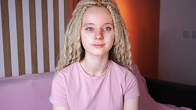 XXX chat uživo modela quake_123