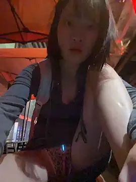Chat +18 de littleqiu ao vivo