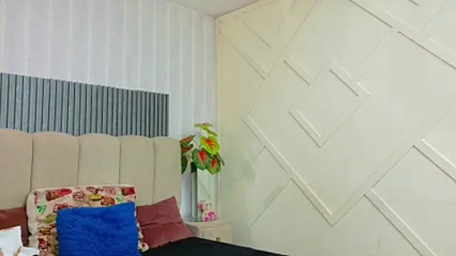 Chat +18 de MaximumSteel_ ao vivo