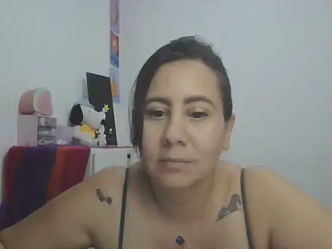 XXX chat uživo modela sophie_tyler1