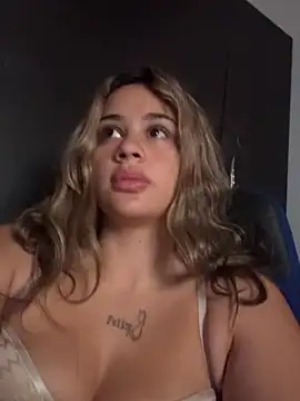 Chatroom XXX en direct de Baby_Kathy