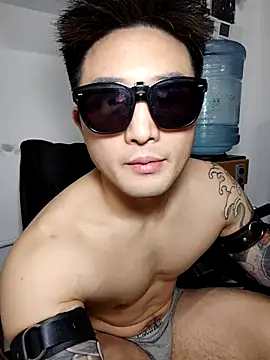 Bananadaddy-185's Live XXX Chat