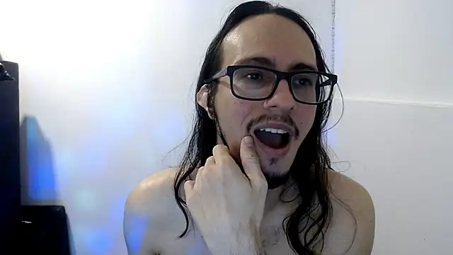 cholitohermoson Live XXX chat