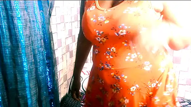 Chatroom XXX en direct de Sexymaturemilf01