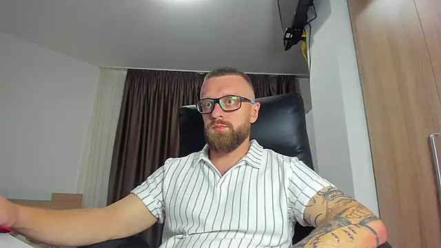 Sembang XXX Secara Langsung Findom_guy