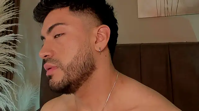 Alexander_Diazz 现场XXX聊天