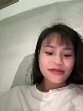 Bemi3_sexyy Show Webcam