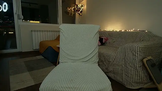 amber_quell_here Adlı Modelin Canlı XXX Sohbeti