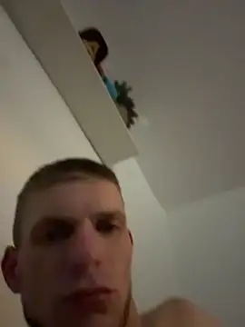 Živý XXX chat VelvetKingg
