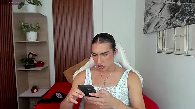 Chat +18 de Merlia ao vivo
