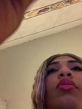 Dariana-Valentina Pertunjukan Webcam