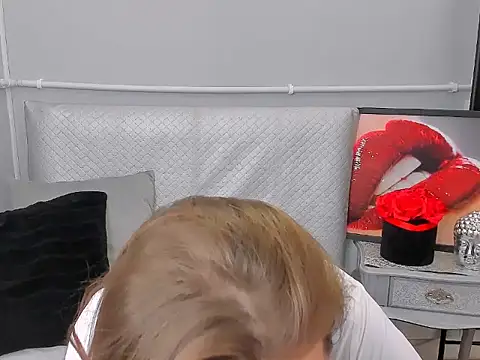 PamelaFlowers – Naživo XXX chat