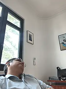 XXX chat uživo modela Ryu__