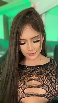 Vale_Prada লাইভ XXX চ্যাট