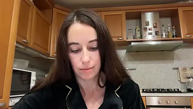 Flamingo_Queen's Live XXX Chat