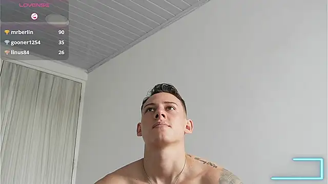 Muscle_King_Cum Chat XXX in diretta