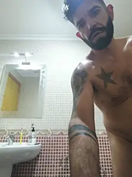 Papasote2345 Show in webcam