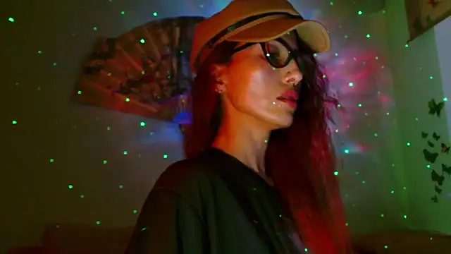 XXX chat uživo modela KiotoShine