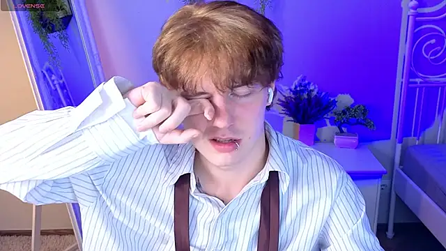 Benjamin_Brooke Live XXX-chat