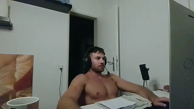 alpha-hunk Adlı Modelin Canlı XXX Sohbeti